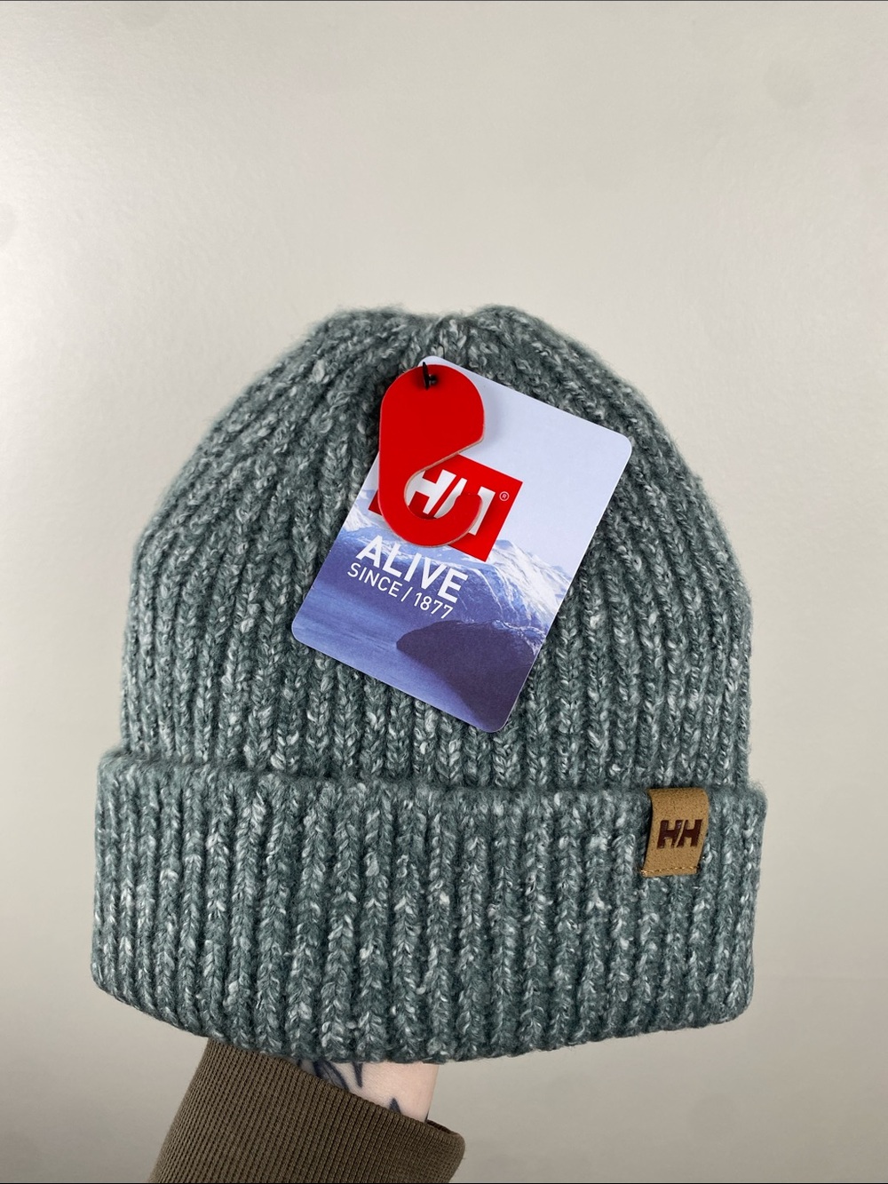 NWT Helly Hansen Unisex Cozy Beanie